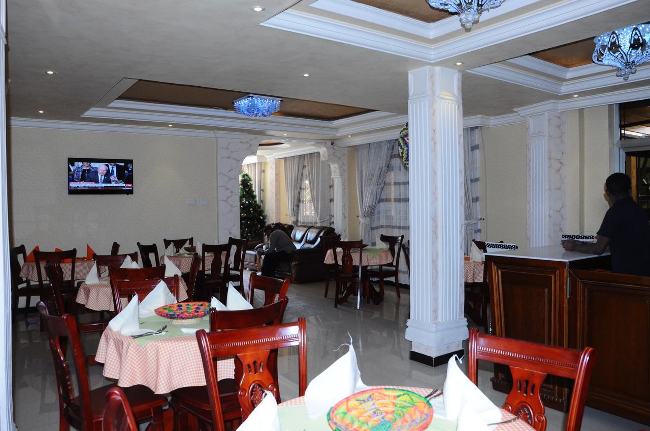 Guzara Hotel Addis Bagian luar foto