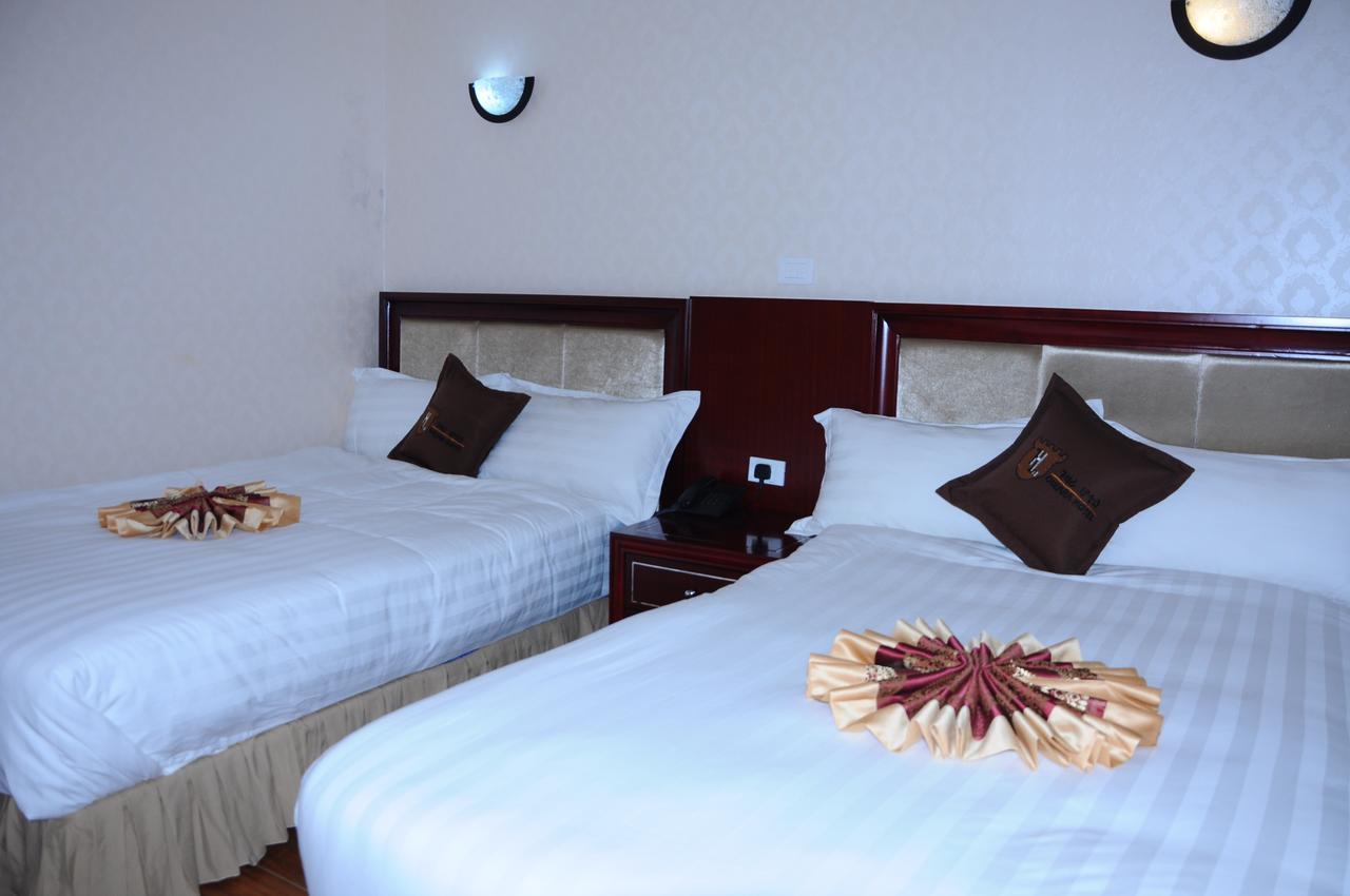 Guzara Hotel Addis Bagian luar foto