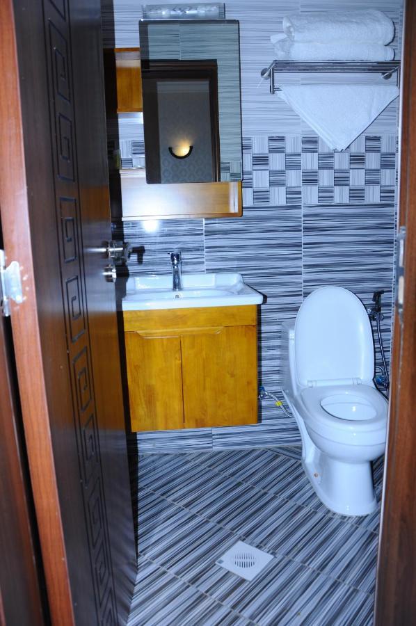 Guzara Hotel Addis Bagian luar foto